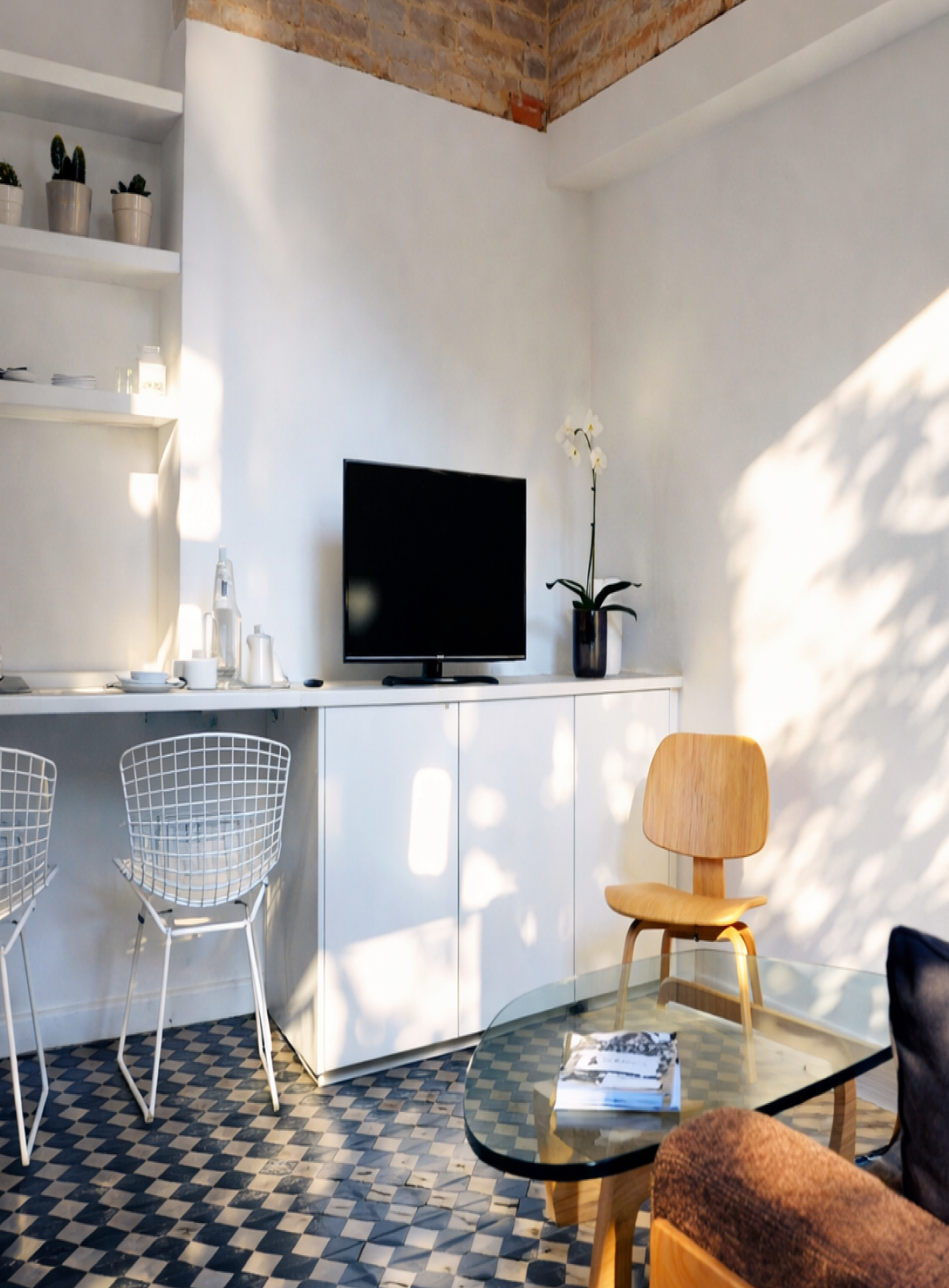 Statue of a rabbit on a pedestal